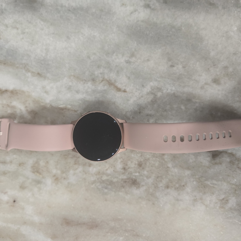 Samsung Smartwatch with light pink and rose gold - Picture 2 of 3
